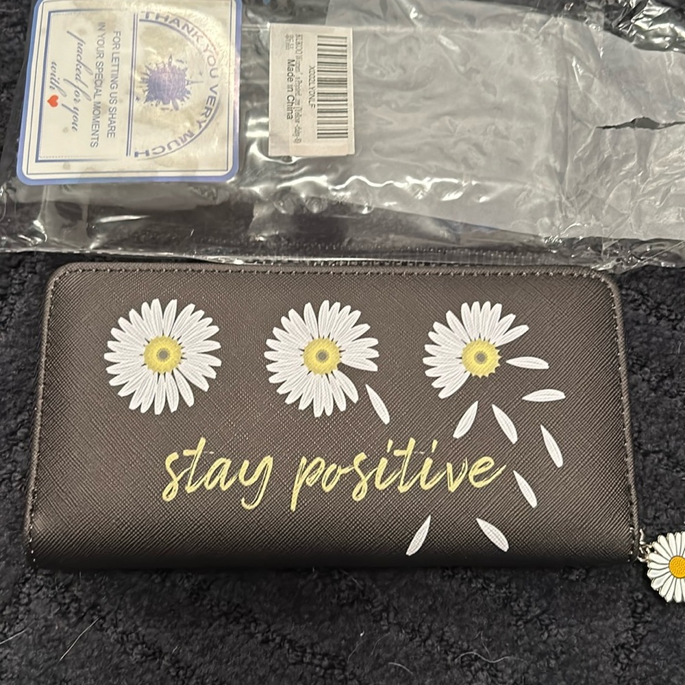NEW Black wallet